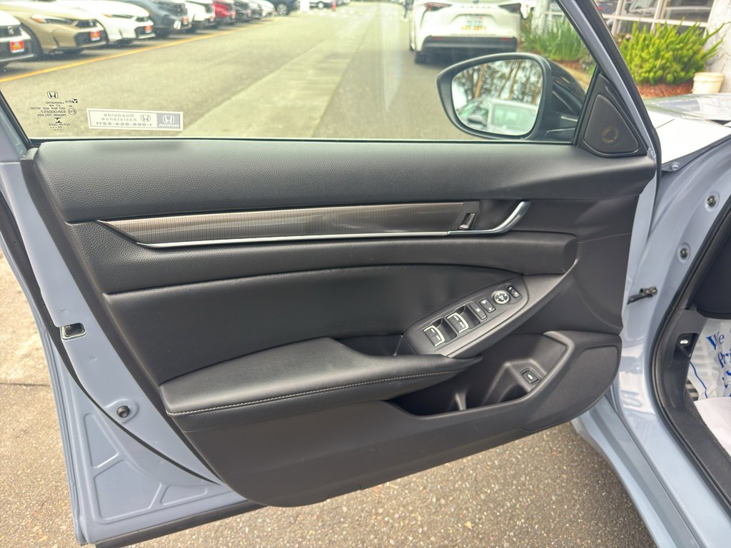 Used 2022 Honda Accord Sport image 6