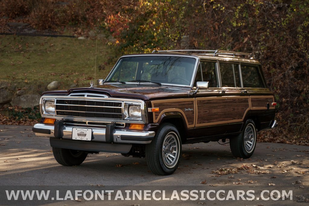 Used 1991 Jeep Grand Wagoneer Base image 69