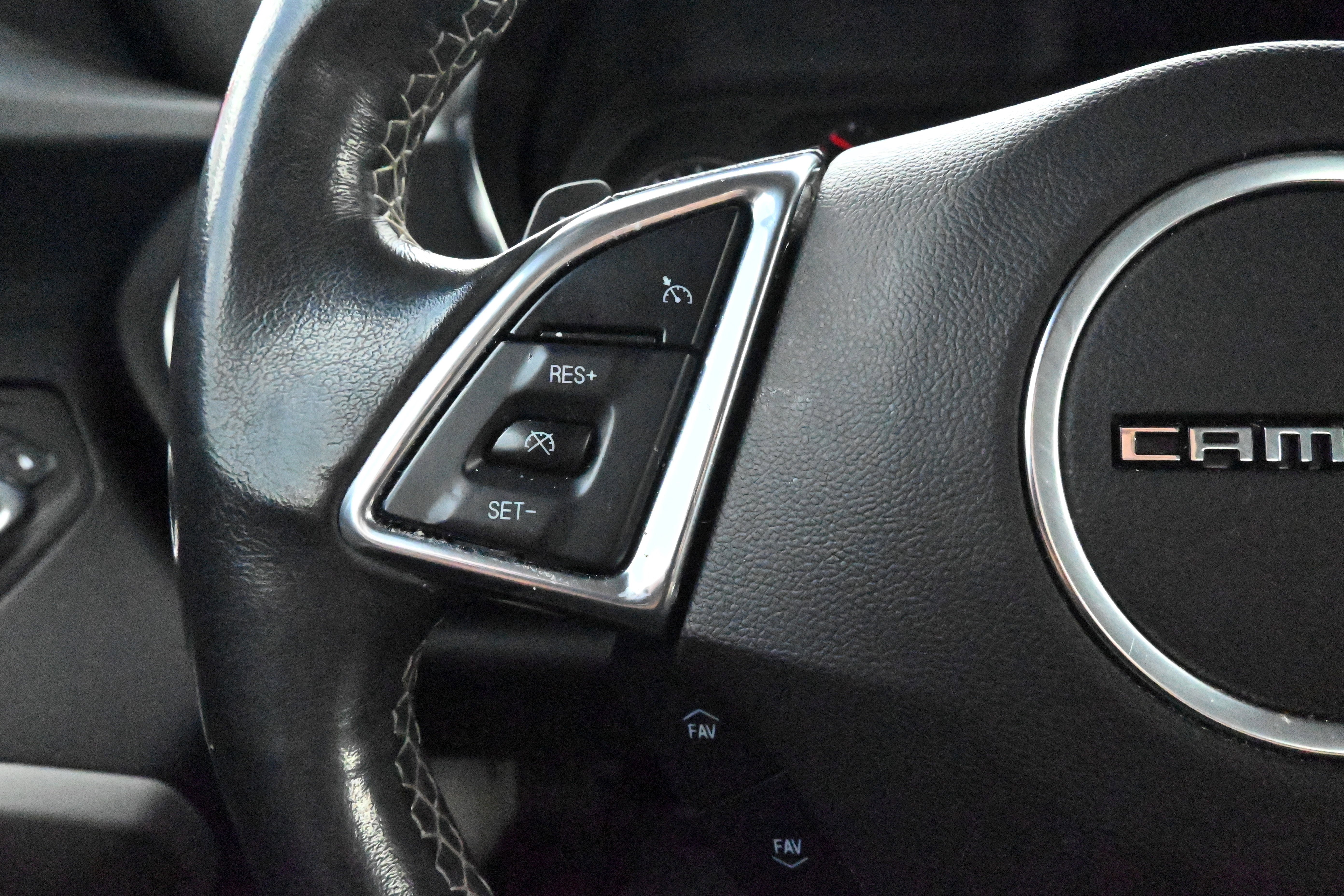 Used 2023 Chevrolet Camaro LT image 29