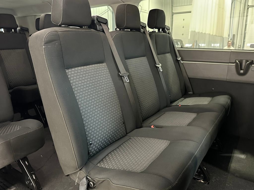 Used 2023 Ford Transit 350 XL image 25