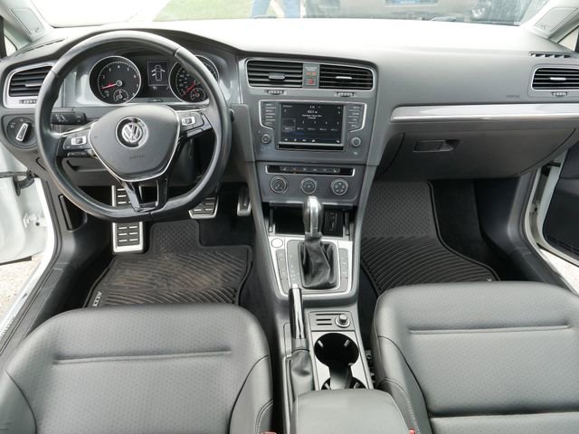 Used 2017 Volkswagen Golf Alltrack SEL image 22