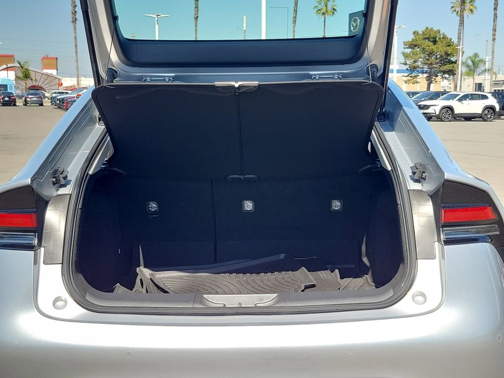 Used 2023 Toyota Prius LE image 22