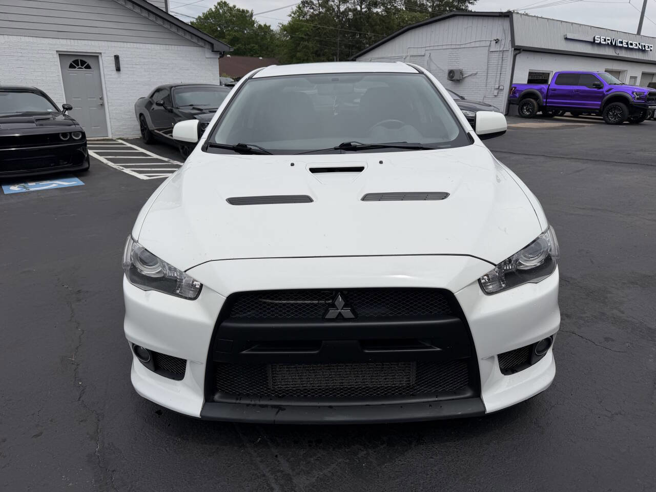 Used 2010 Mitsubishi Lancer Evolution SE AWD/4WD image 3