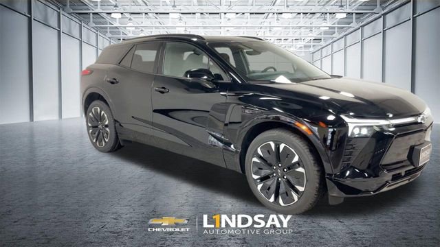 New 2026 Chevrolet Blazer EV RS AWD/4WD image 3