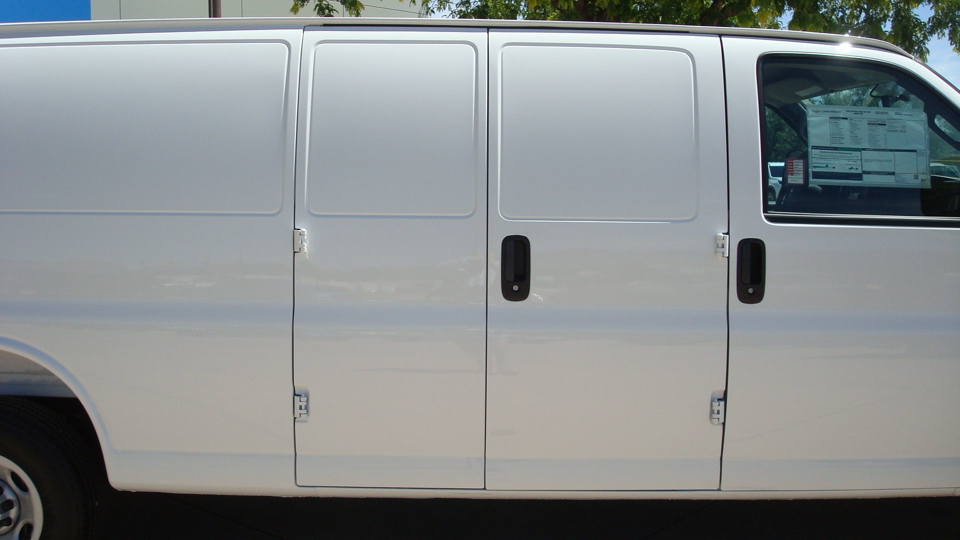 New 2026 Chevrolet Express 3500 Extended w/ Driver Convenience Package RWD image 10