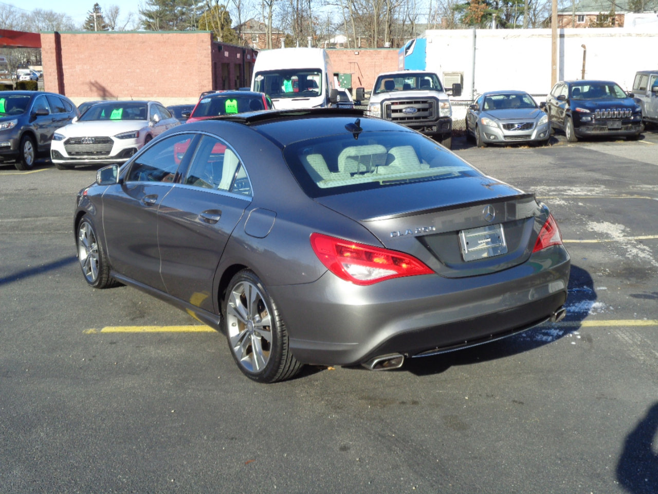 Used 2015 Mercedes-Benz CLA 250 image 3