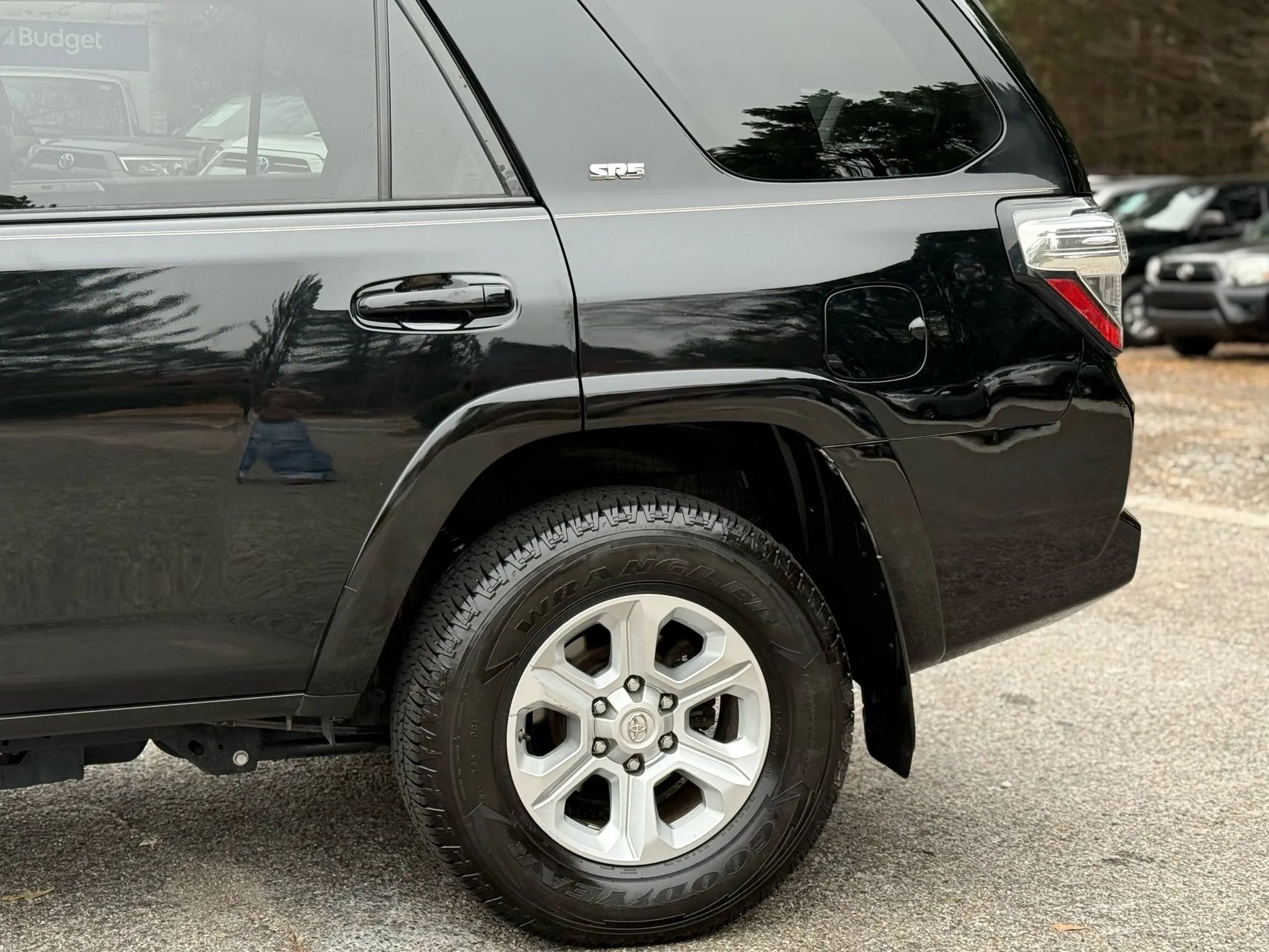 Used 2019 Toyota 4Runner SR5 image 8