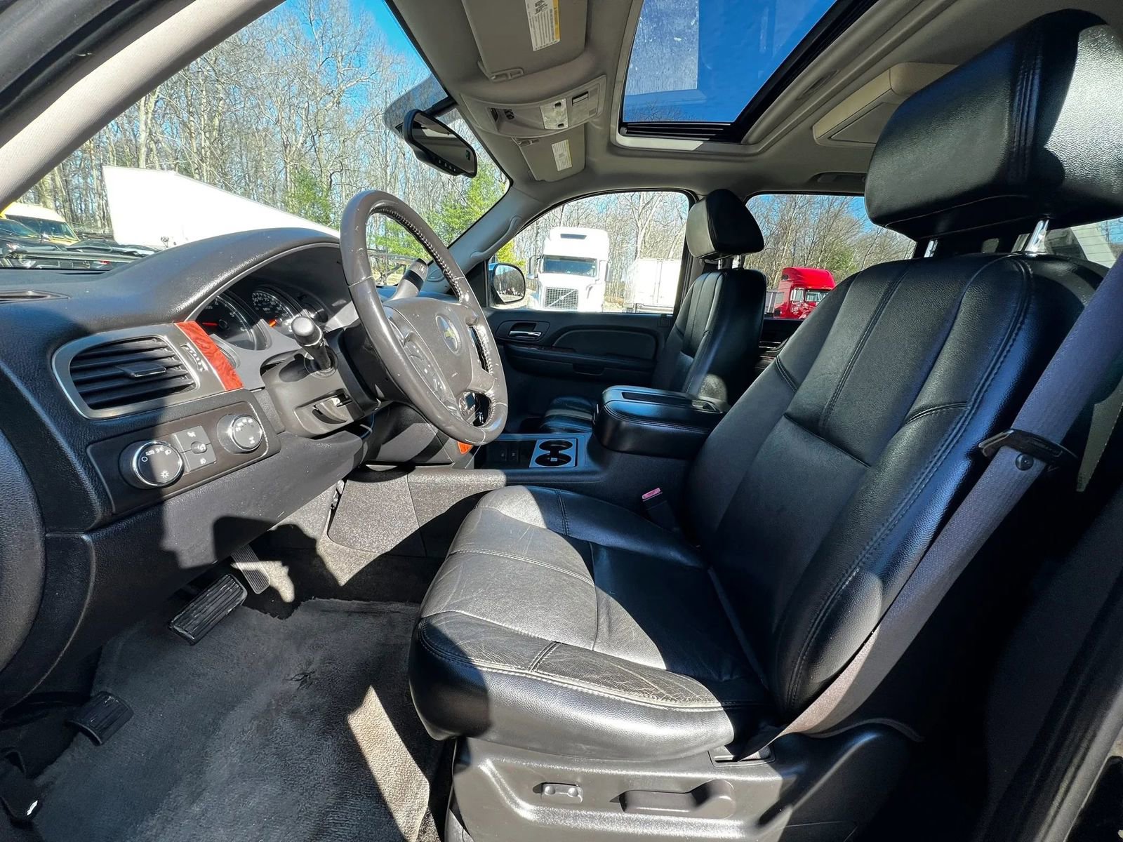 Used 2007 Chevrolet Avalanche LT w/ LT Preferred Equipment Group image 9