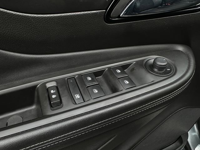 Used 2018 Buick Encore Preferred image 13