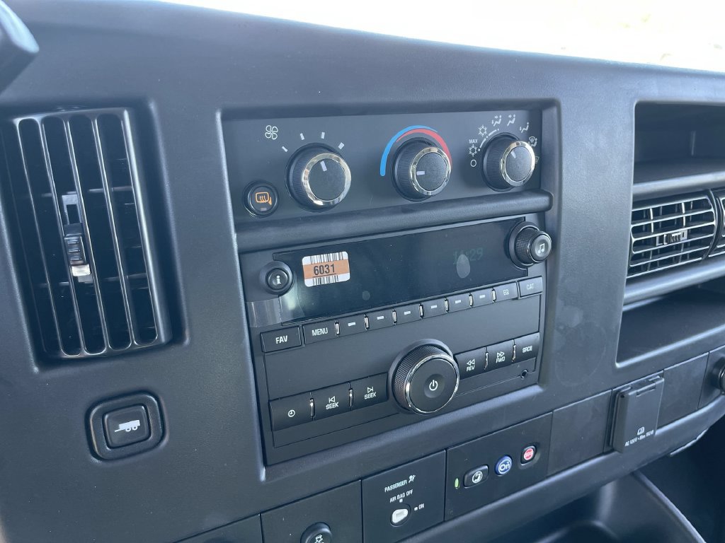 New 2025 GMC Savana 2500 Extended w/ Driver Convenience Package RWD image 13