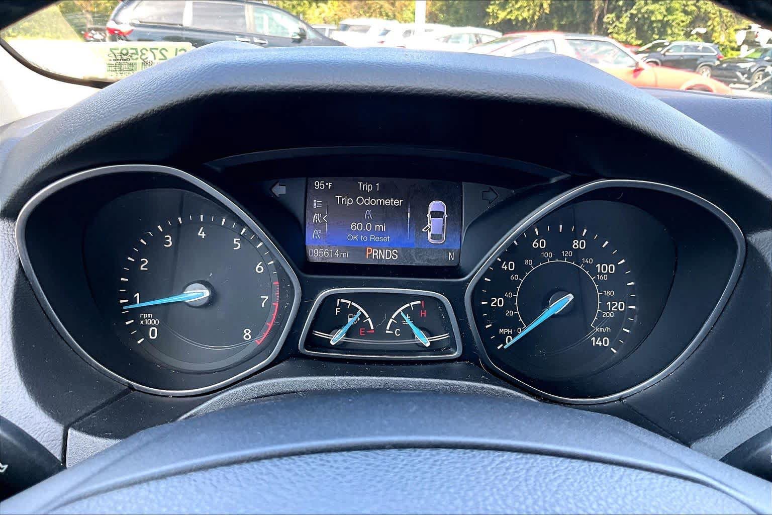 Used 2016 Ford Focus Titanium FWD image 26
