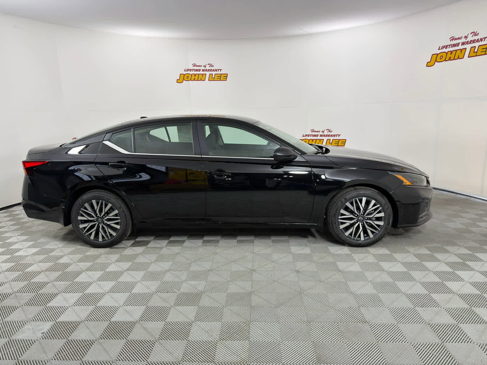 New 2026 Nissan Altima 2.5 SV FWD image 7