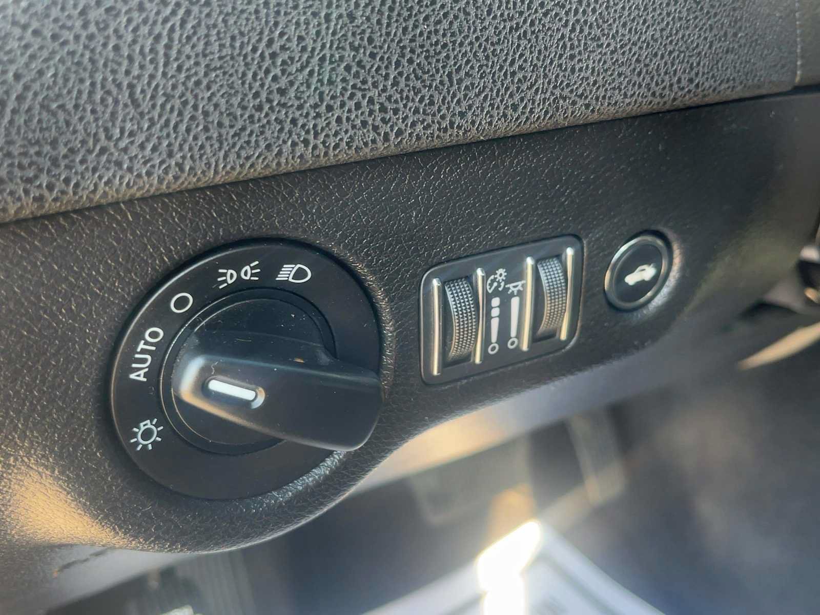 Used 2023 Dodge Charger Police AWD/4WD image 15