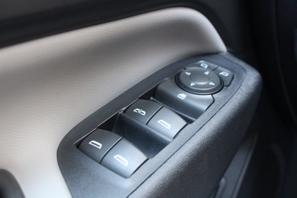 Used 2018 Chevrolet Equinox Premier AWD/4WD image 9