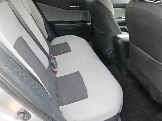 Used 2019 Toyota C-HR XLE FWD image 18