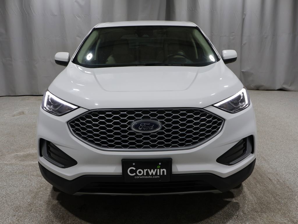 Used 2024 Ford Edge SEL image 8