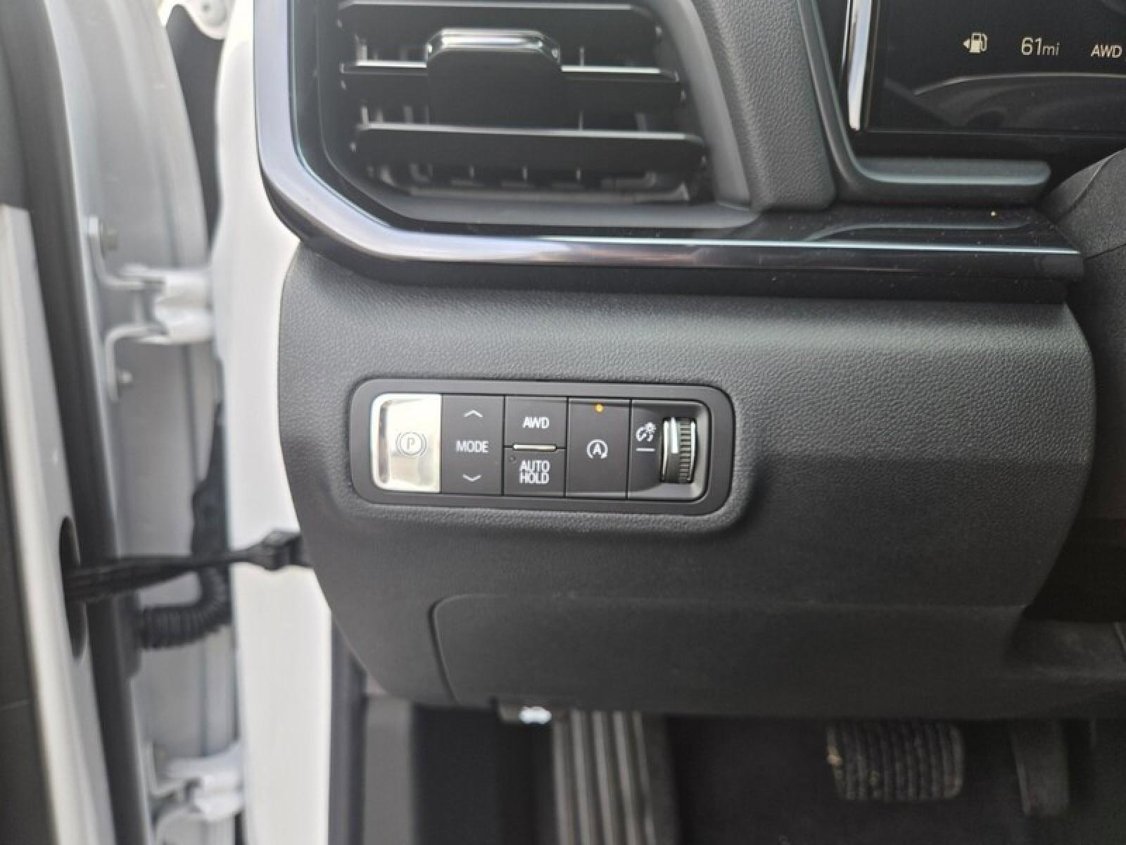 New 2026 GMC Terrain AT4 w/ Convenience Package III AWD/4WD image 14