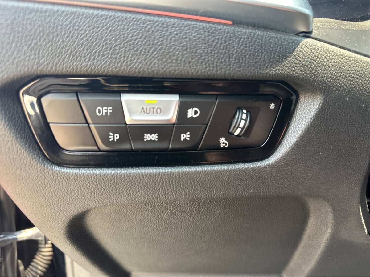 Used 2022 BMW 440i xDrive Convertible AWD/4WD image 16