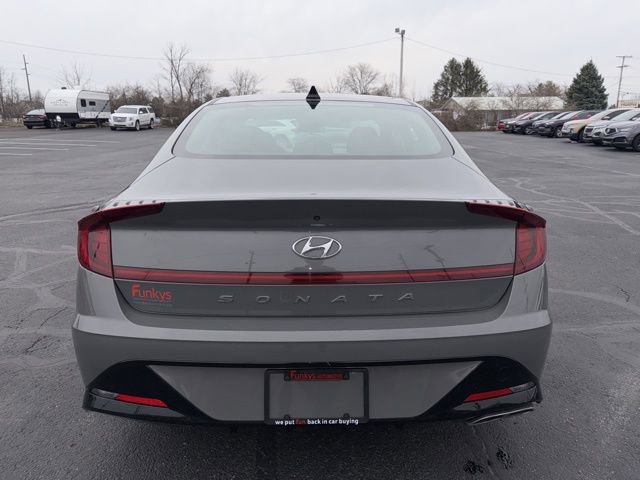 Used 2022 Hyundai Sonata SEL FWD image 6