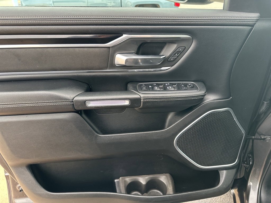 Used 2019 RAM 1500 Laramie w/ Sport Appearance Package image 17