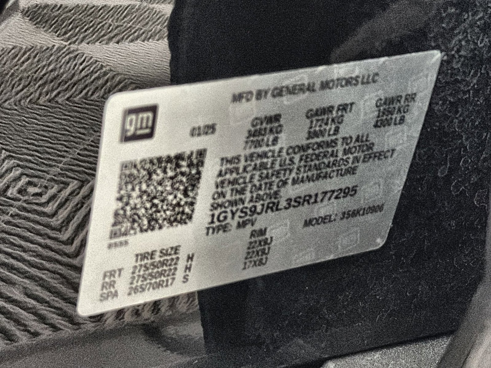 Used 2025 Cadillac Escalade ESV Luxury image 28