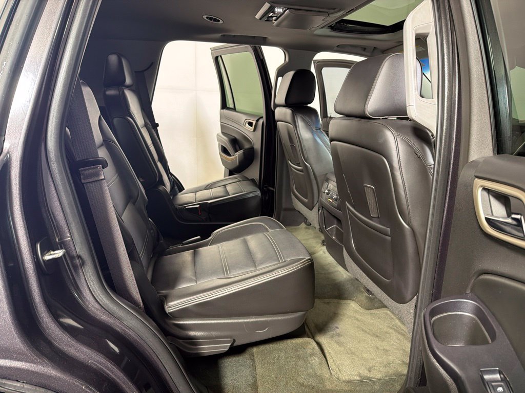 Used 2015 GMC Yukon Denali w/ Touring Package AWD/4WD image 23