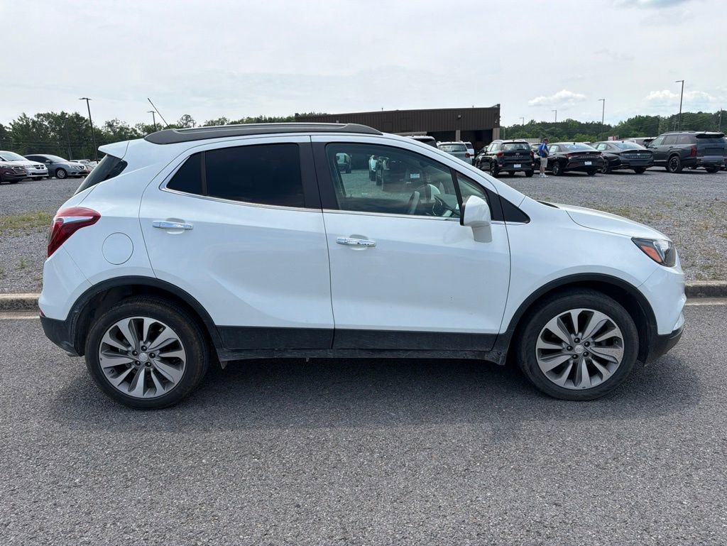 Used 2020 Buick Encore Preferred w/ Safety Package FWD image 5