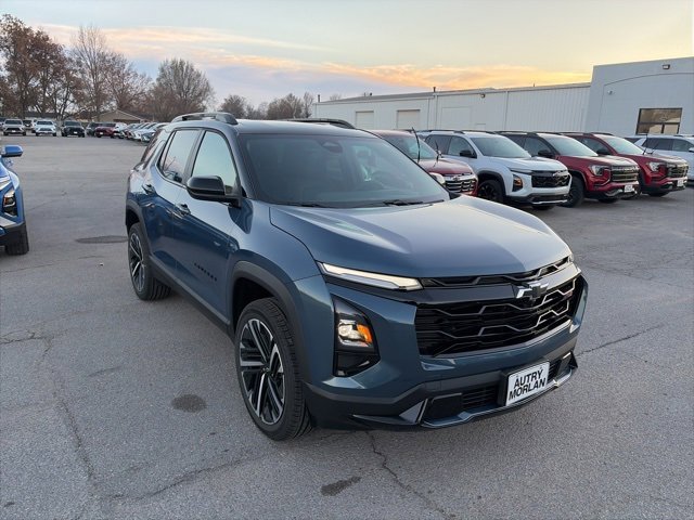New 2026 Chevrolet Equinox RS w/ LPO, Floor Liner Package image 8