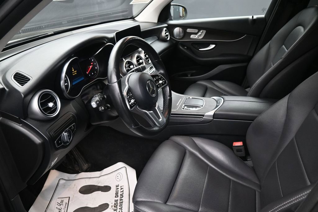 Used 2020 Mercedes-Benz GLC 300 4MATIC image 25