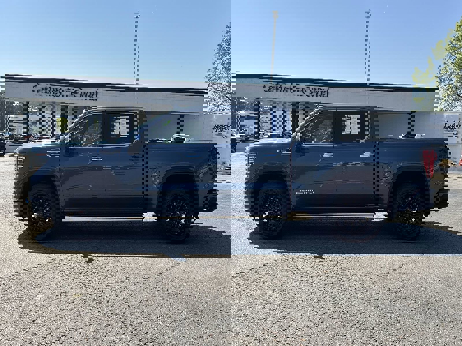 Certified 2025 GMC Sierra 1500 Denali w/ Denali Reserve Package image 7