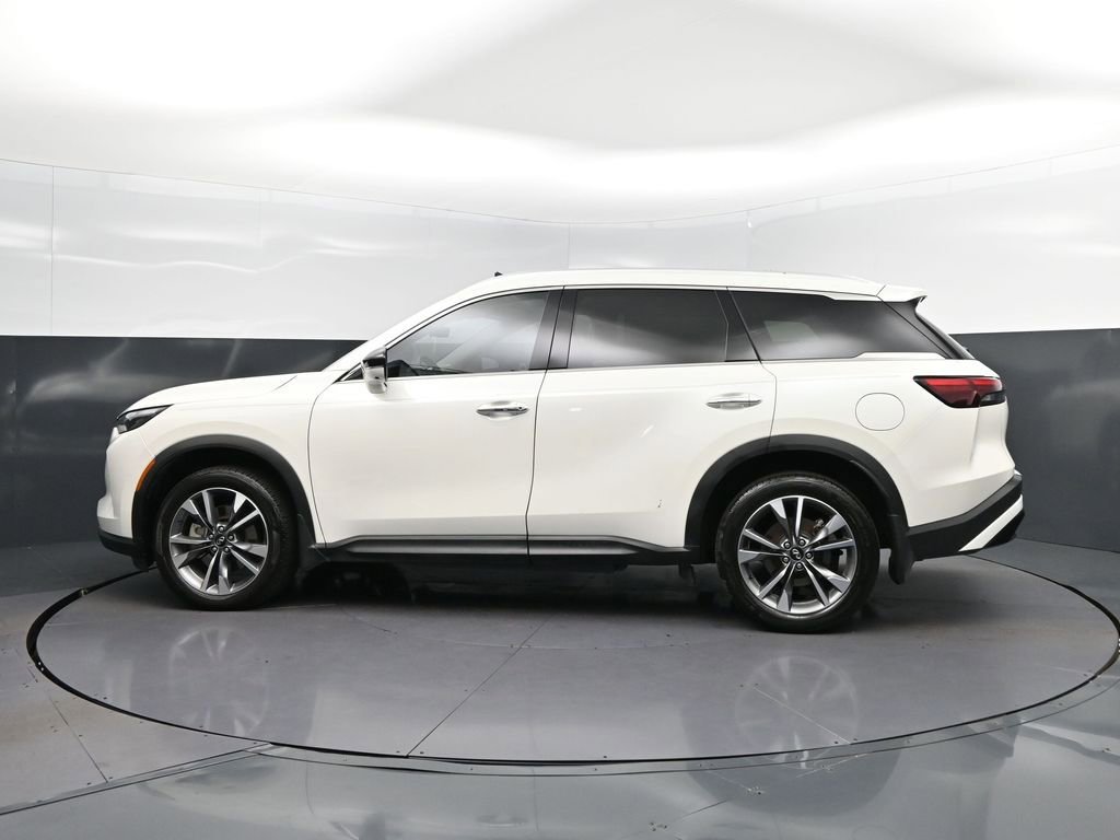 Certified 2023 INFINITI QX60 Luxe w/ Vision Package FWD image 4