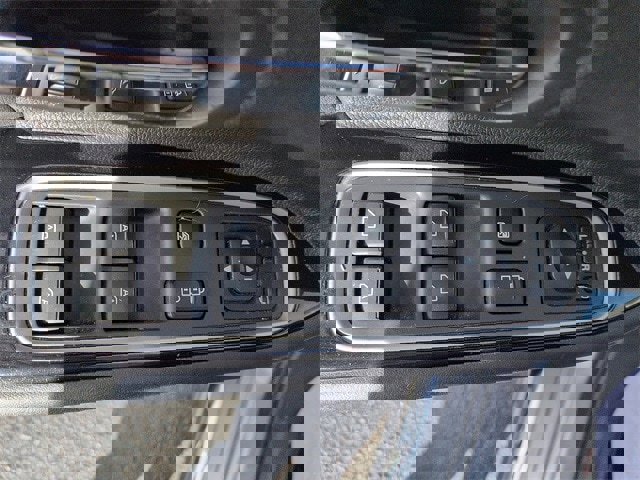 Used 2020 Mitsubishi Outlander GT image 17