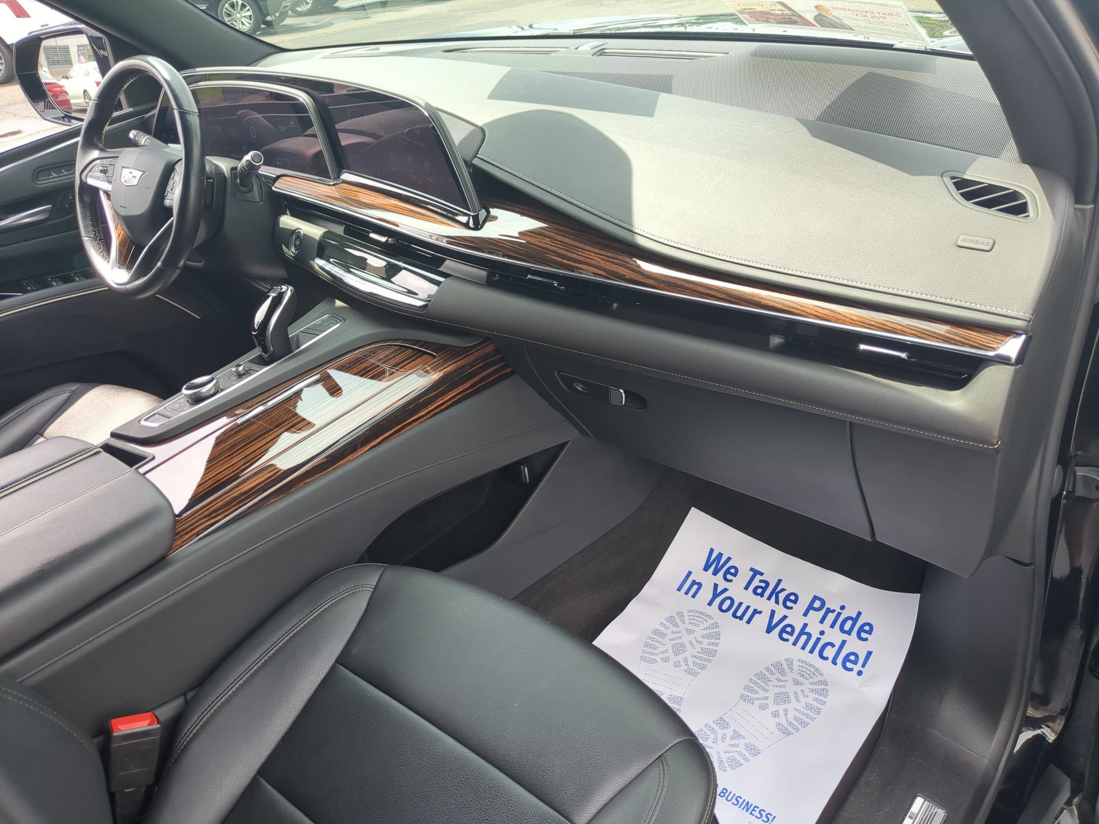 Certified 2022 Cadillac Escalade Luxury AWD/4WD image 27