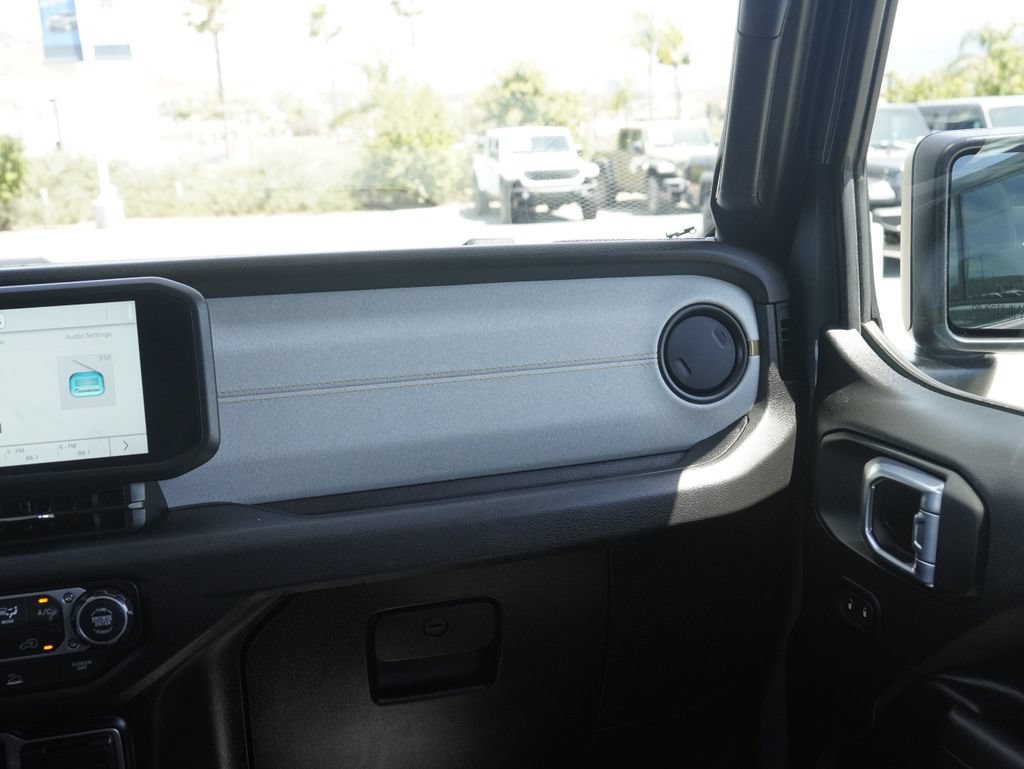 Used 2026 Jeep Wrangler Unlimited Sport AWD/4WD image 31