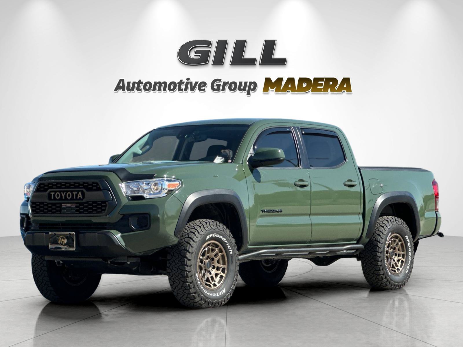 Used 2022 Toyota Tacoma SR5 w/ Trail Edition AWD/4WD image 7