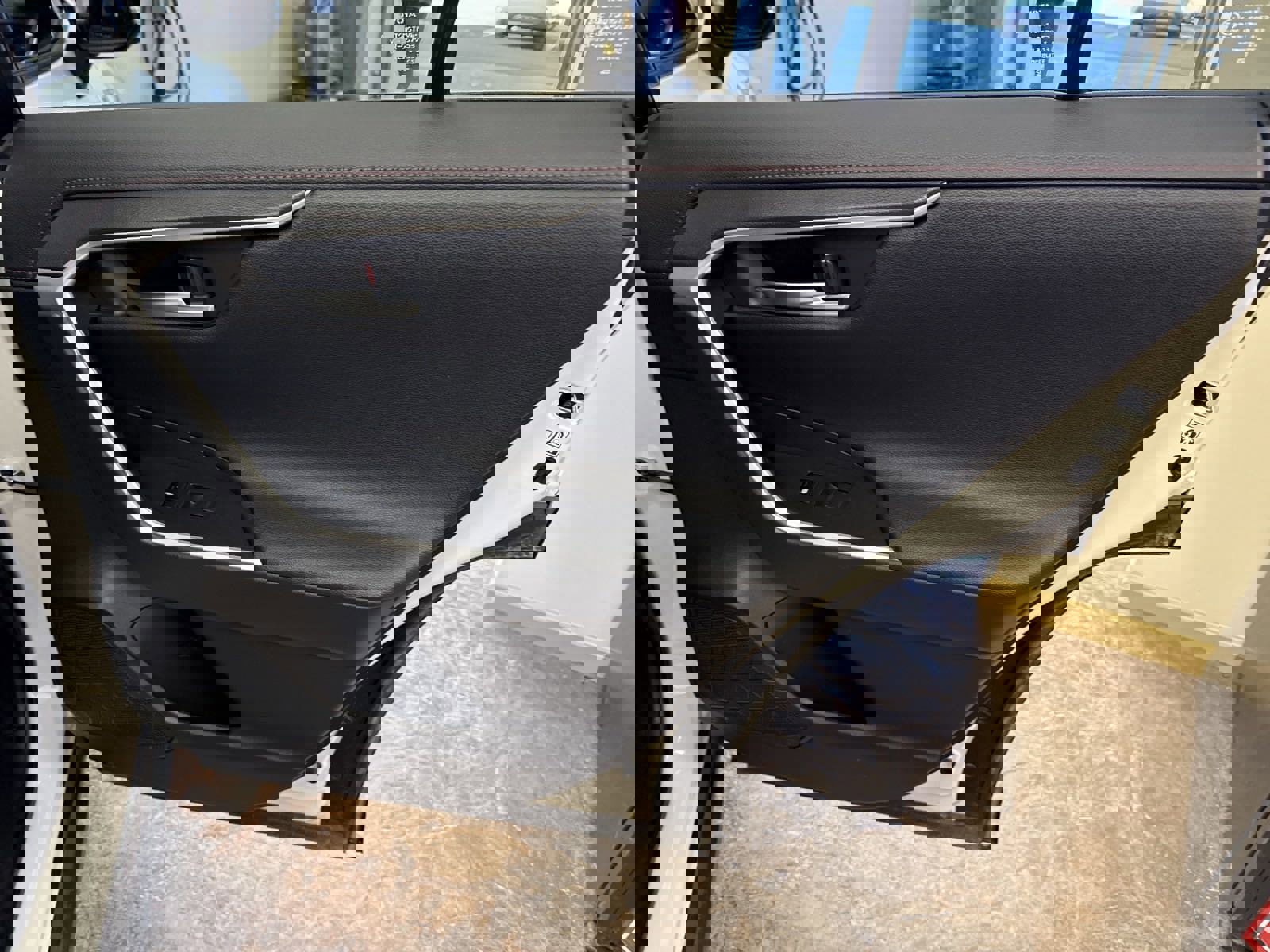 Used 2021 Toyota RAV4 XSE image 19