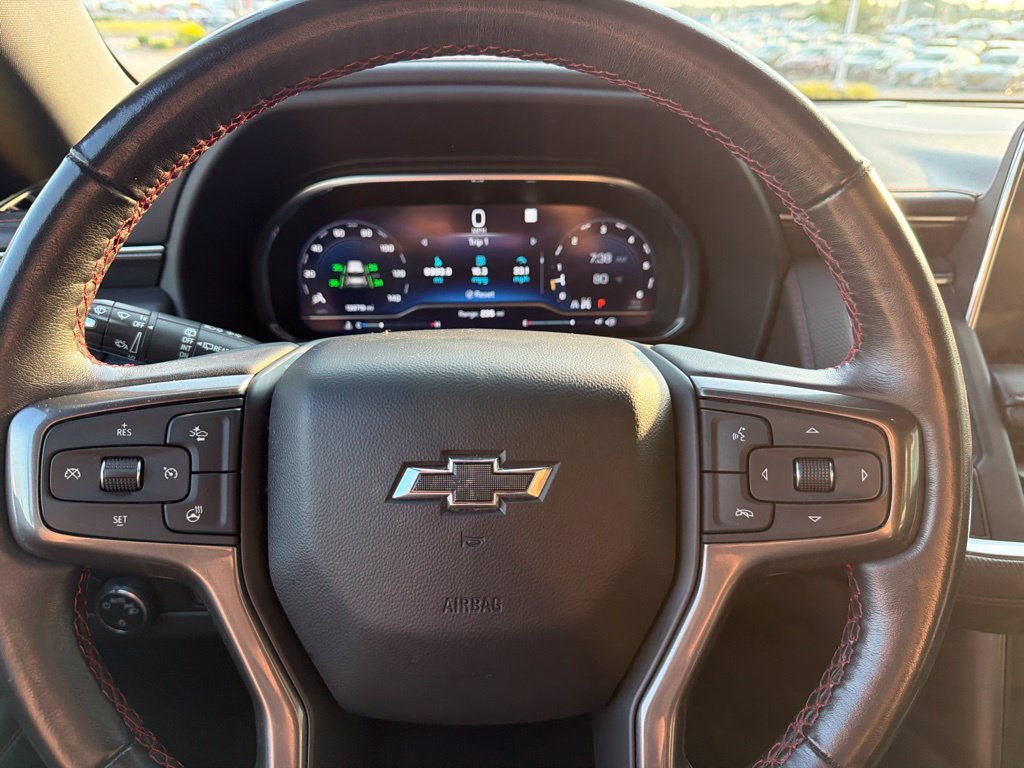 Used 2022 Chevrolet Suburban RST w/ Sport Performance Package AWD/4WD image 18