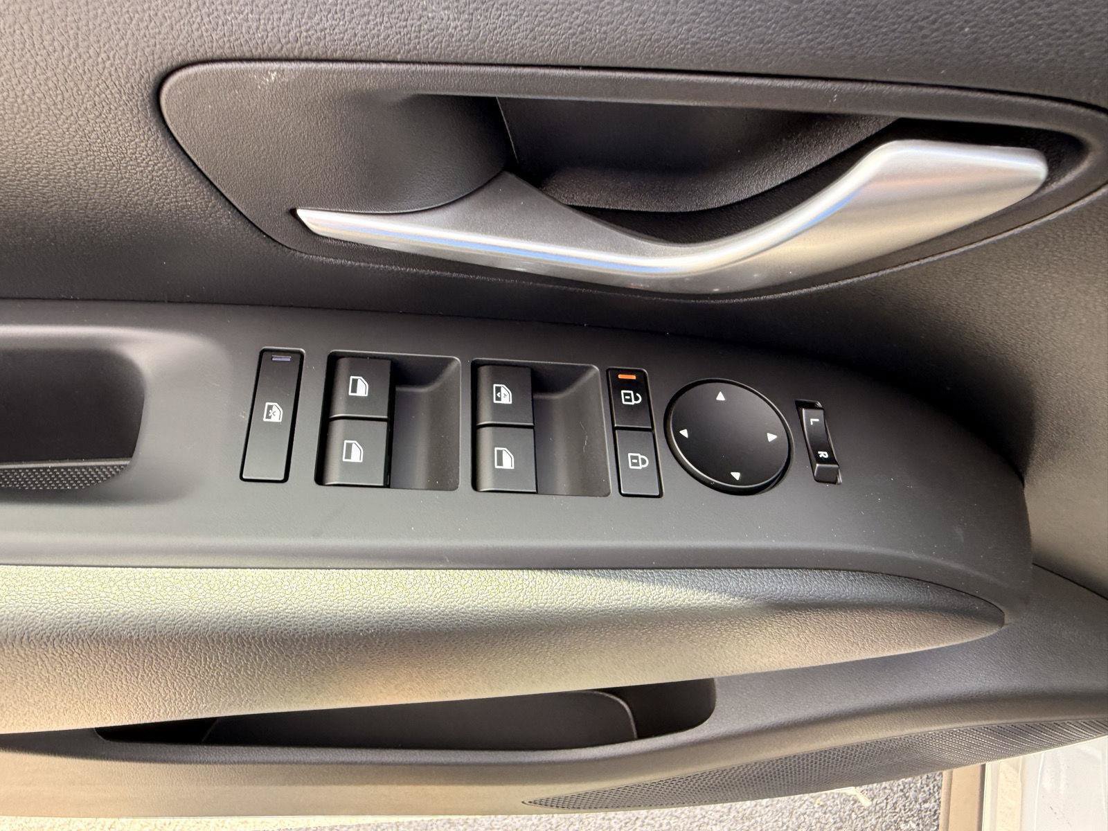 New 2026 Hyundai Tucson Blue SE AWD/4WD image 11