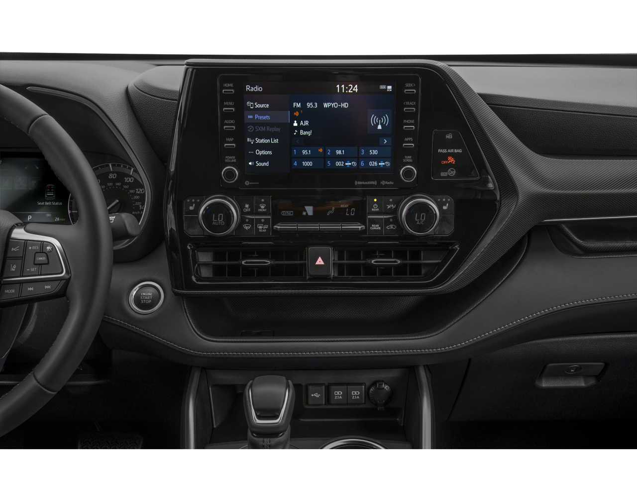Used 2022 Toyota Highlander XLE AWD/4WD image 7