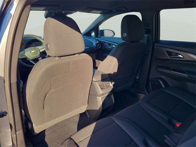 New 2026 Chevrolet Equinox EV LT image 14