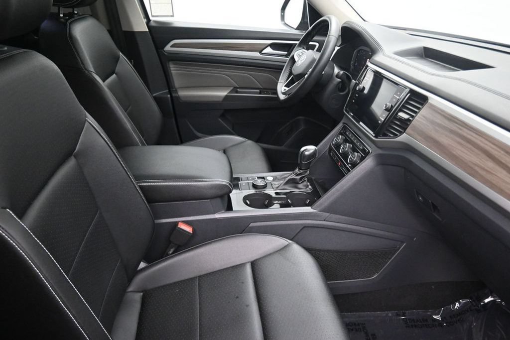 Used 2023 Volkswagen Atlas SEL AWD/4WD image 11
