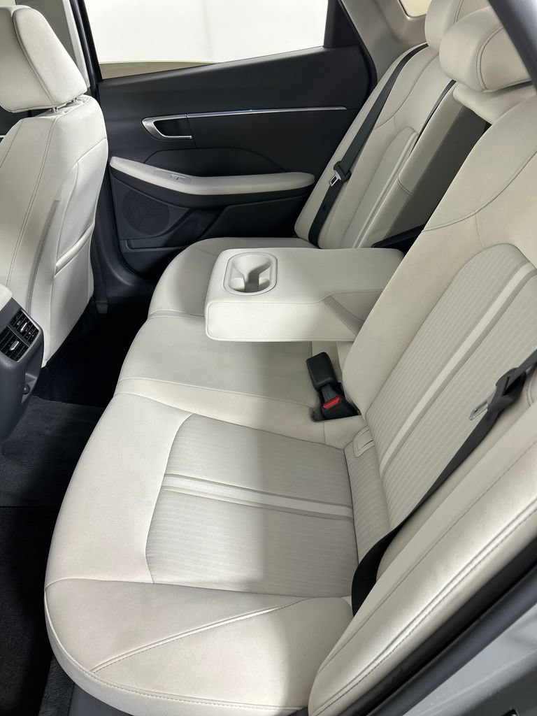 Used 2022 Hyundai Sonata SEL w/ Convenience Package FWD image 17