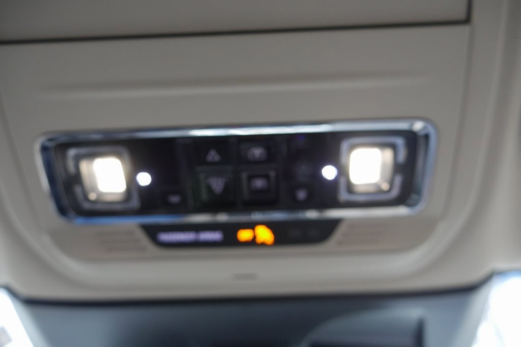 Used 2022 Lincoln Corsair Reserve w/ Equipment Group 201A image 20