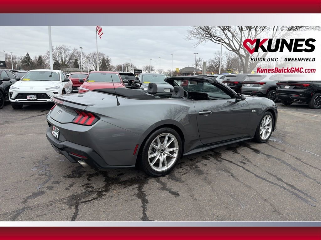 Used 2025 Ford Mustang GT Premium image 5