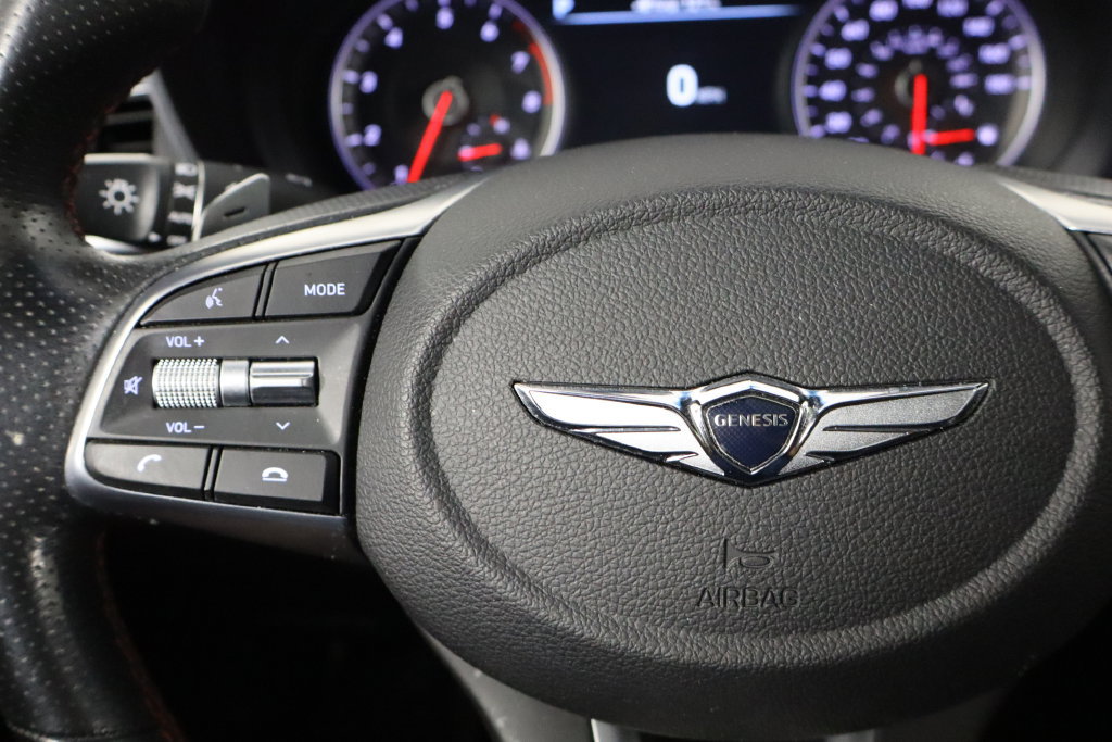 Used 2019 Genesis G70 2.0T Advanced w/ Sport Package RWD image 8