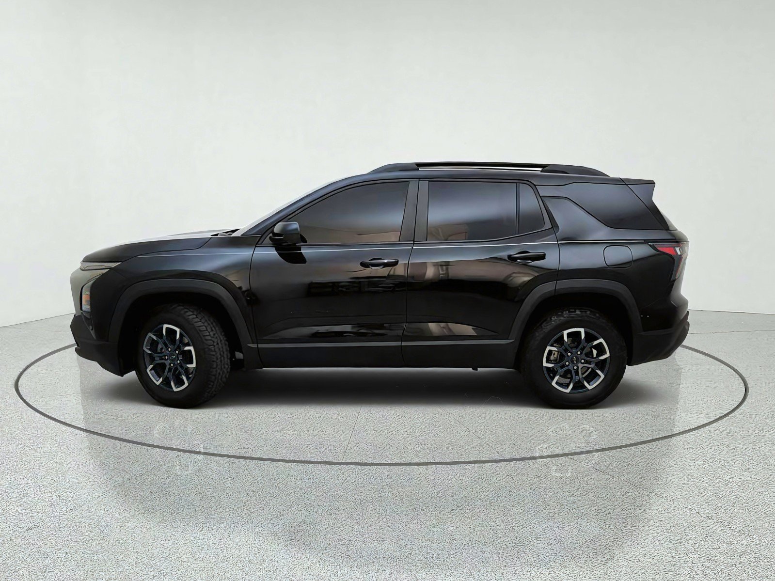 Used 2025 Chevrolet Equinox ACTIV w/ Safety and Technology Package AWD/4WD image 14