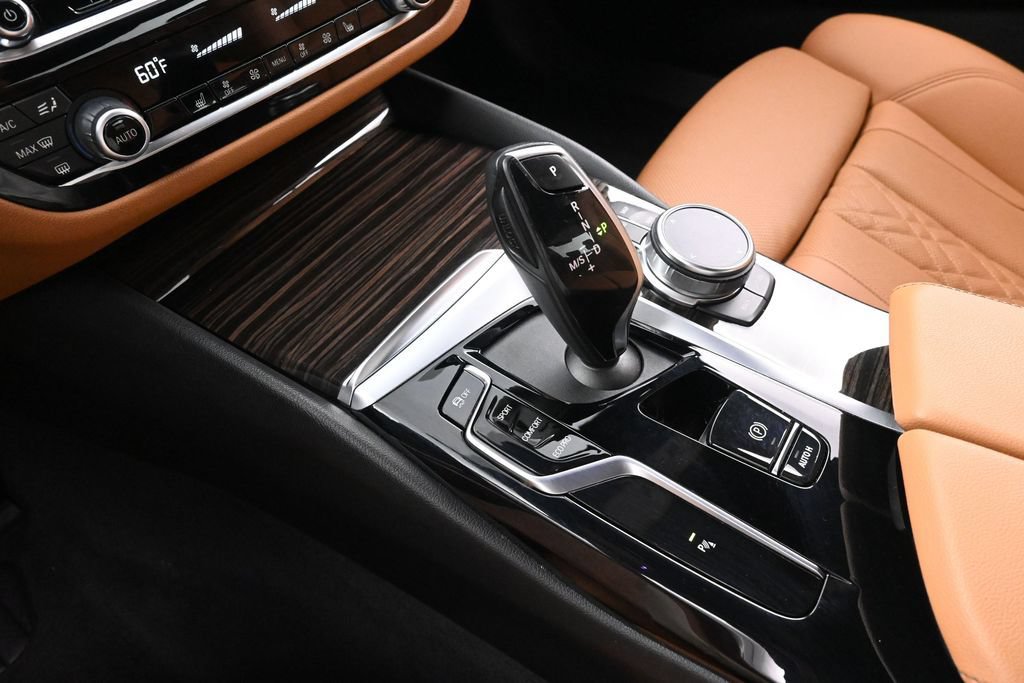 Used 2023 BMW 530i xDrive w/ Premium Package AWD/4WD image 39