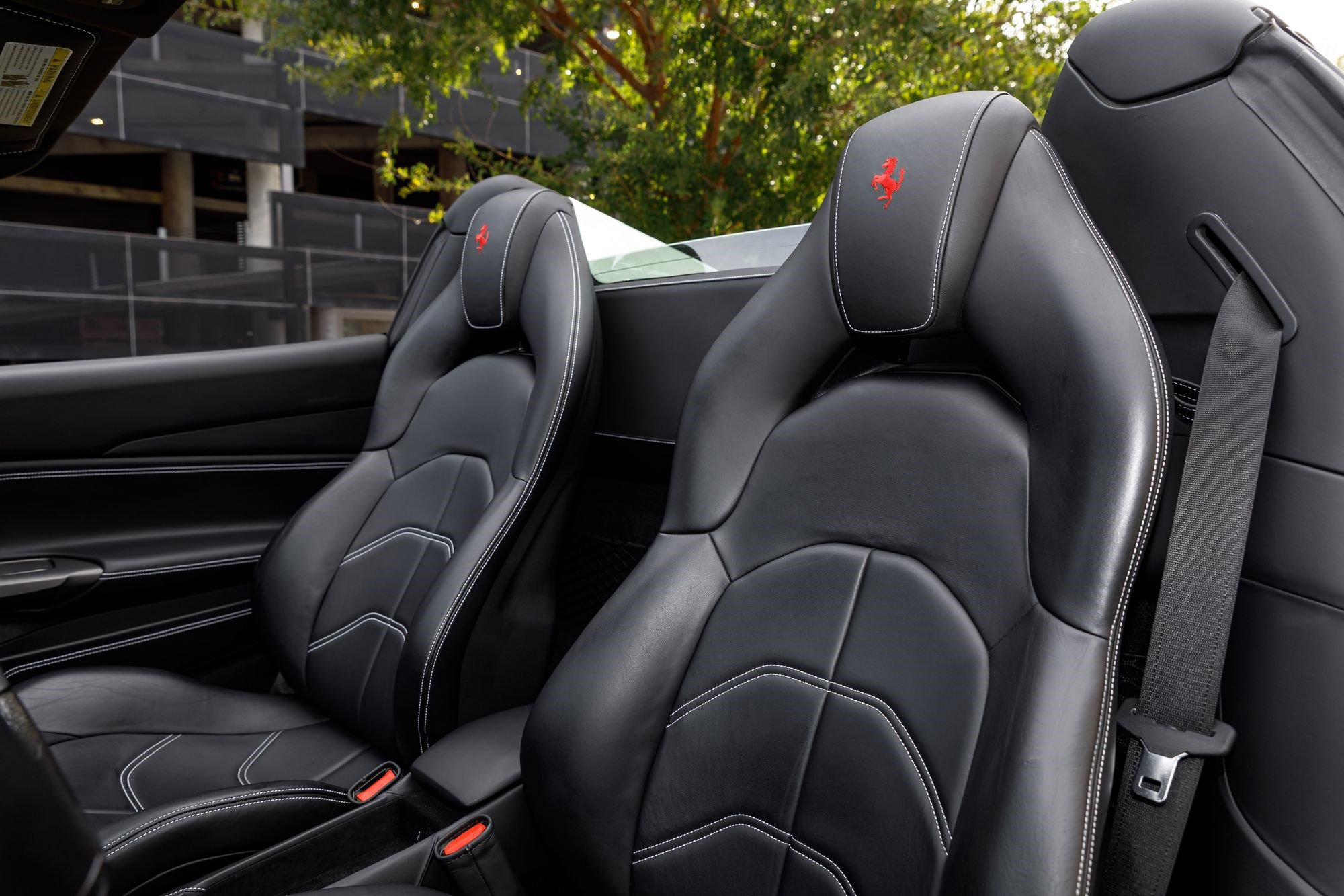Used 2019 Ferrari 488 Spider RWD image 23