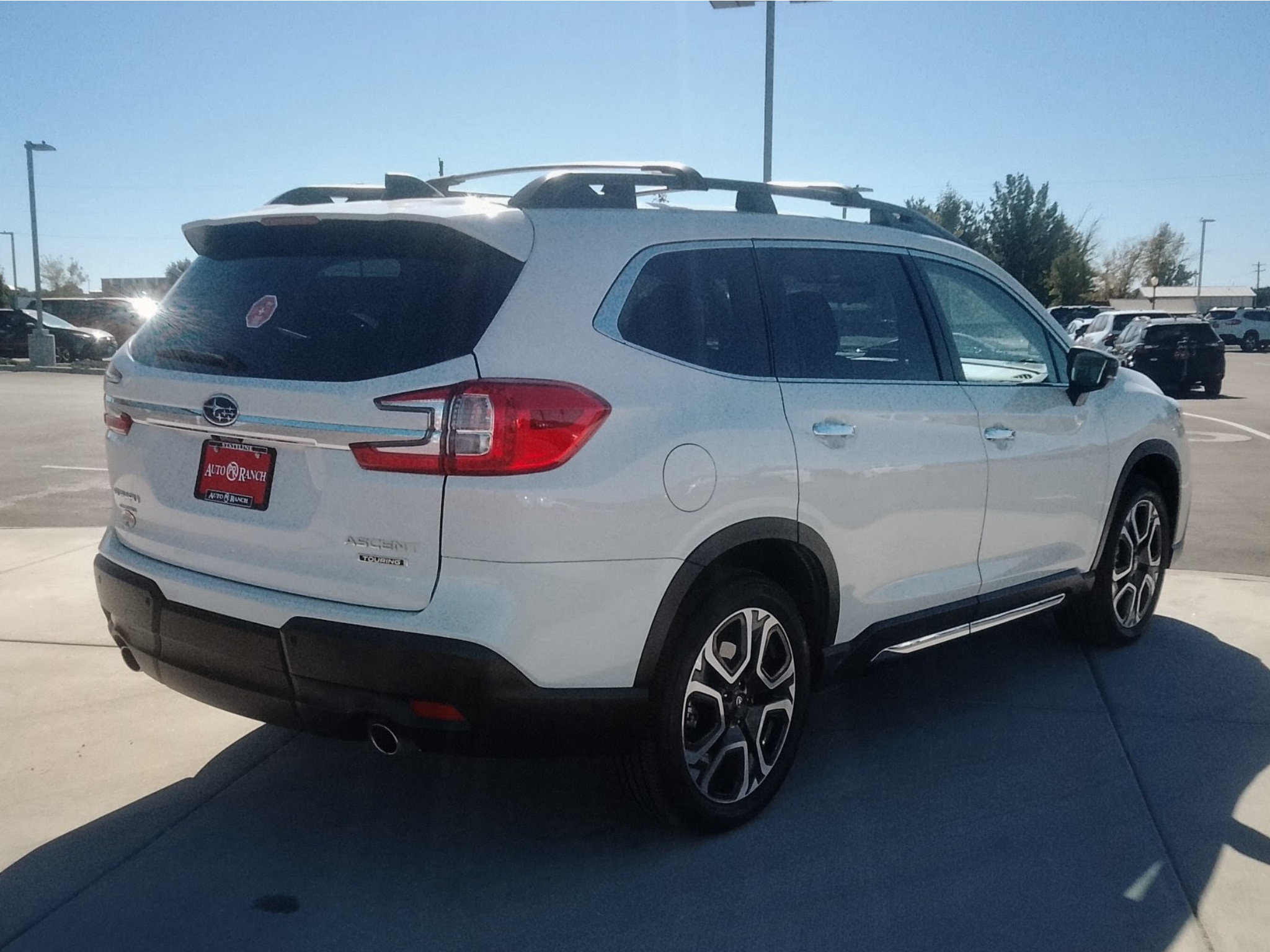 Used 2025 Subaru Ascent Touring w/ Popular Package #2 AWD/4WD image 3
