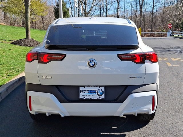 New 2025 BMW X2 xDrive28i w/ Convenience Package image 5